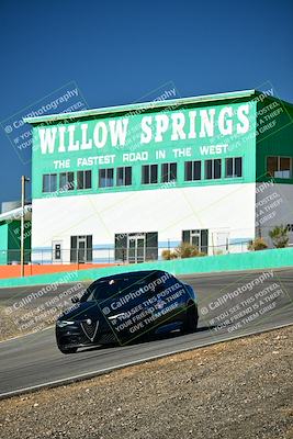 media/Oct-18-2025-Extreme Speed (Sat) [[d6d7e1fef1]]/Group 5/Session 1 (Turn 4)/